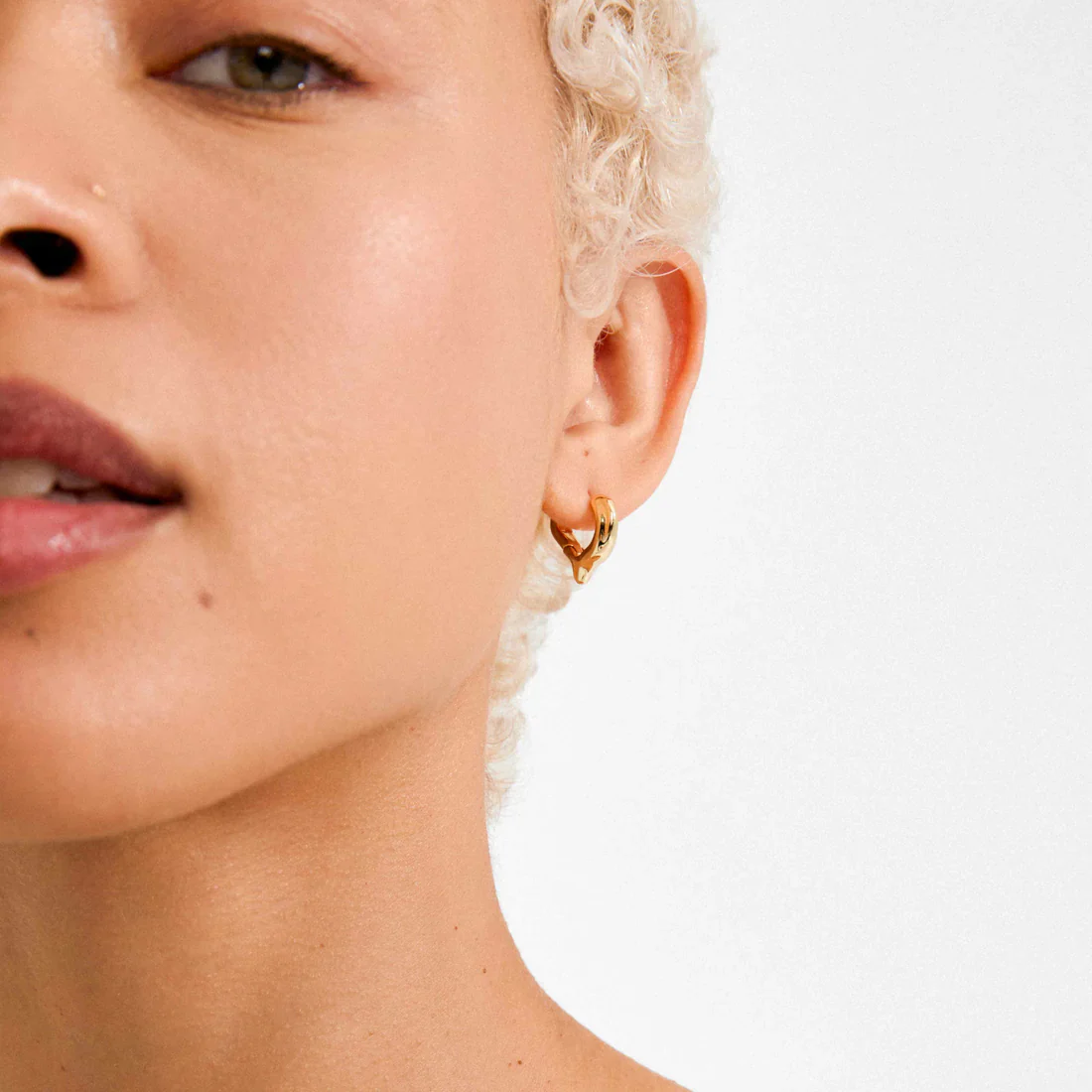 PILGRIM - (W) Earrings : Iris : Gold Plated - Image 2